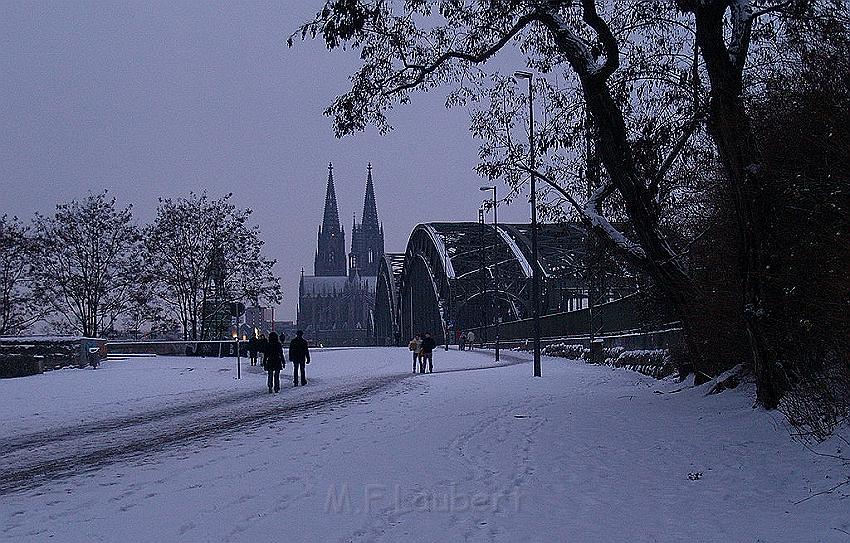 Koeln bei Schnee P281.JPG